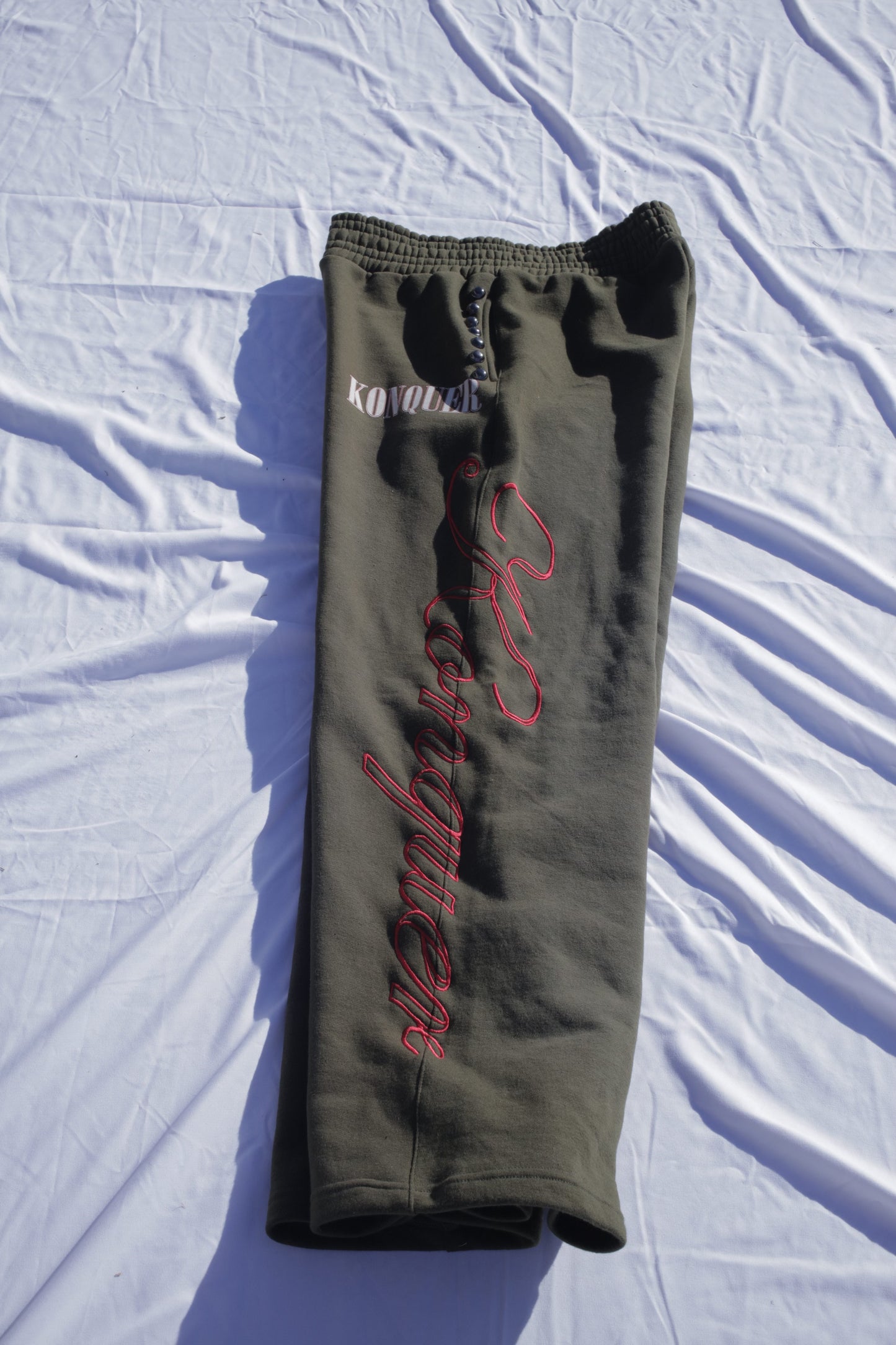 OLIVE STUDDED PANTS