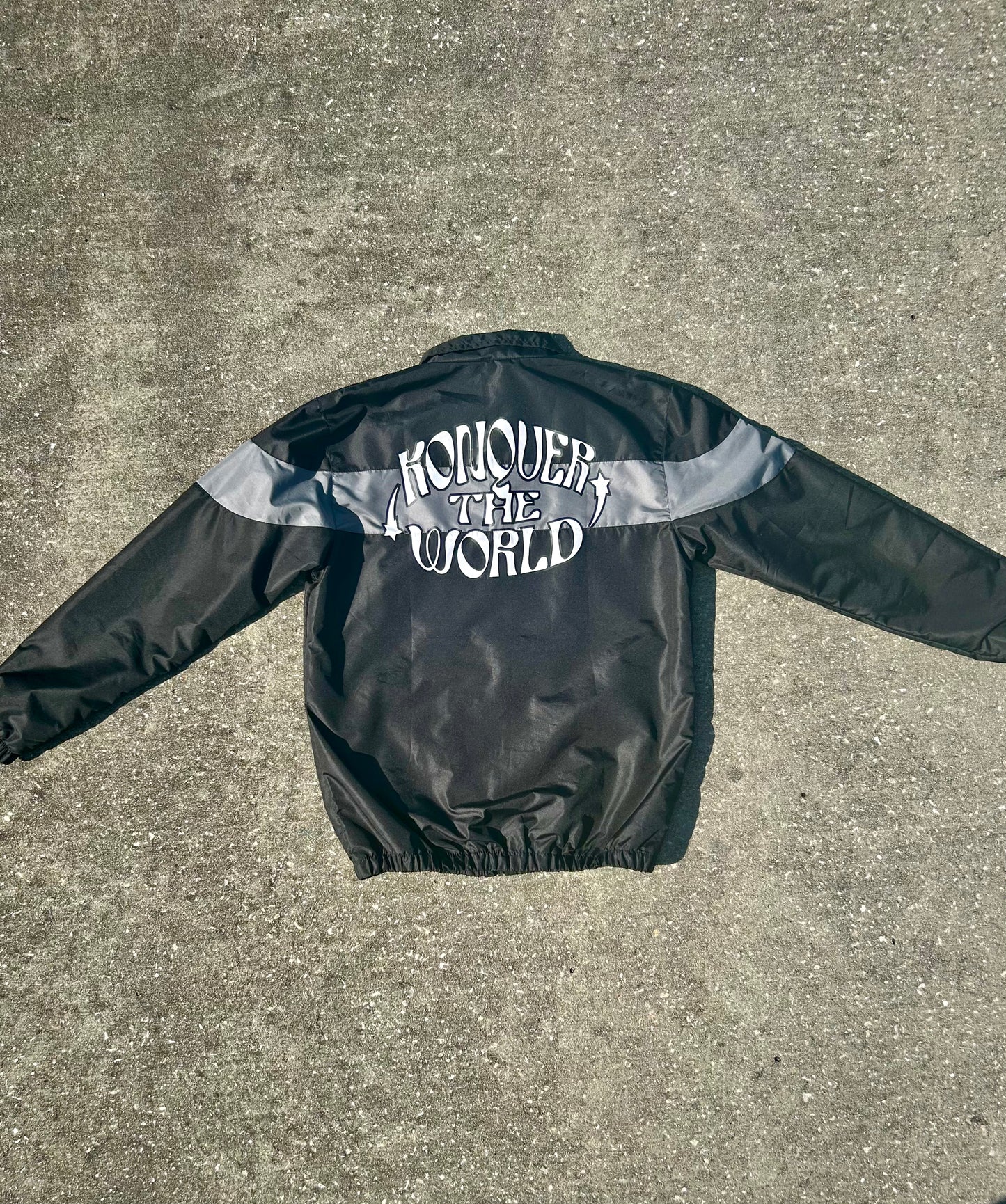 BLACK WINDBREAKER JACKET