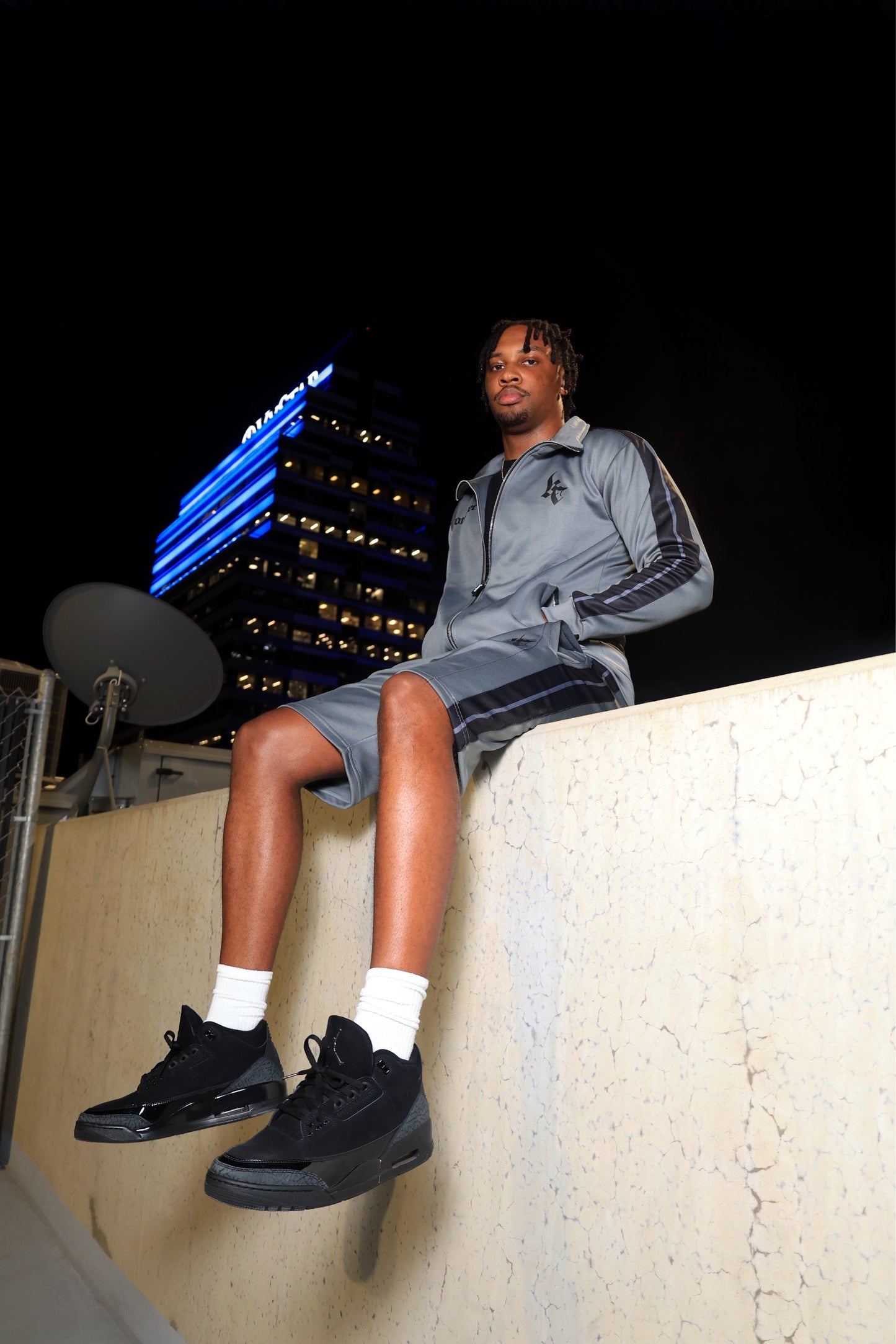 GREY TRACKSUIT SHORTS